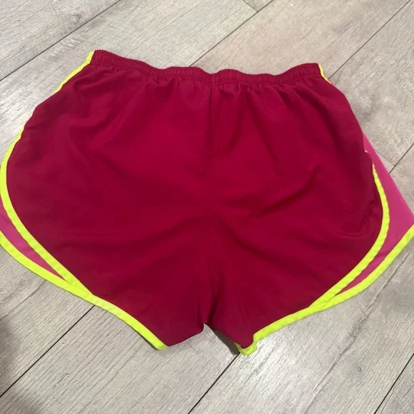 Nike Dri-Fit Women’s Running Shorts Liner Red Pink Yellow Size Large - Picture 6 of 9